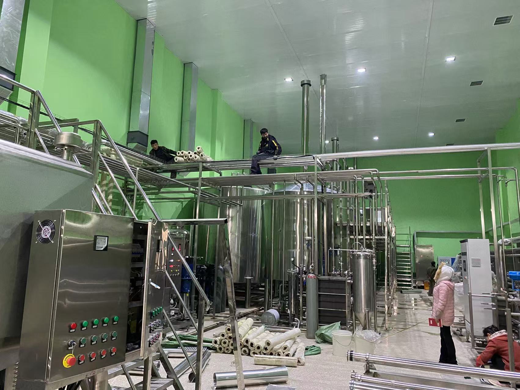 竹溪精酿啤酒设备厂—精酿啤酒设备制造:传承工艺与创新科技的交融